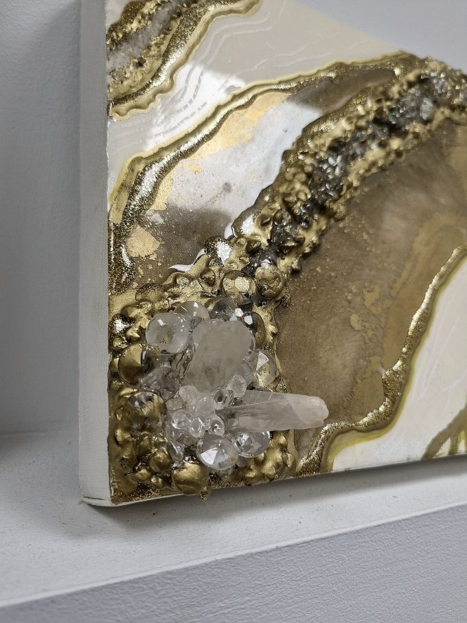Golden Aghate 3D